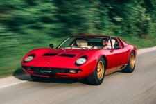 1968-lamborghini-miura-p400-for-sale-red-gold-closer-look-italian-supercar-classic-0.jpg