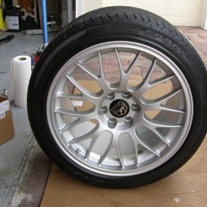 Viper Wheels and Wells Detail