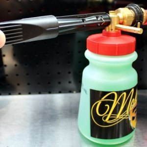 How to use a foam gun to wash your car Mike Phillips