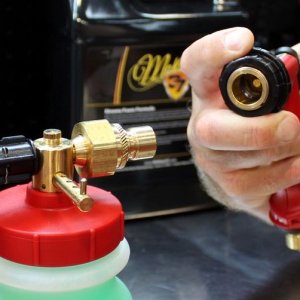 How to use a foam gun to wash your car Mike Phillips