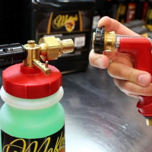 How to use a foam gun to wash your car Mike Phillips