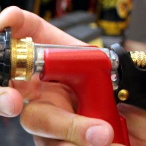 How to use a foam gun to wash your car Mike Phillips