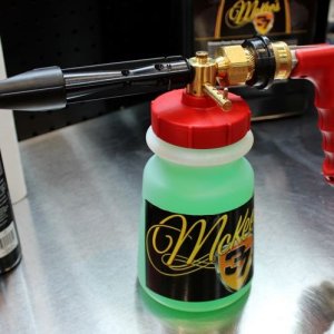 How to use a foam gun to wash your car Mike Phillips