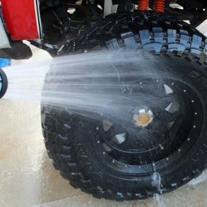 How to use a foam gun to wash your car Mike Phillips