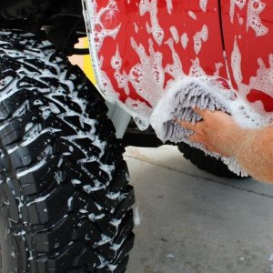 How to use a foam gun to wash your car Mike Phillips