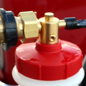 How to use a foam gun to wash your car Mike Phillips