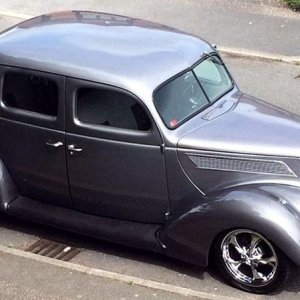 Mike Phillips teaching detailing classes in London at Waxstock