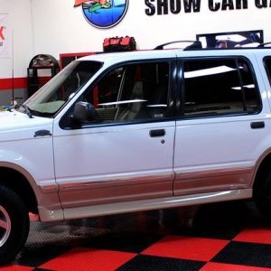 1993 Ford Explorer - Extreme Makeover Mike Phillips Autogeek