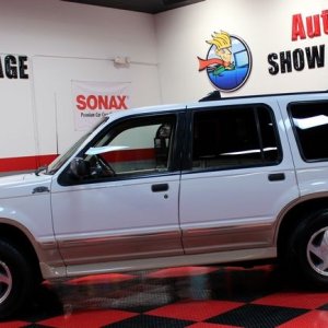 1993 Ford Explorer - Extreme Makeover Mike Phillips Autogeek