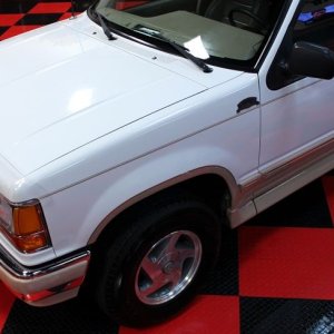 1993 Ford Explorer - Extreme Makeover Mike Phillips Autogeek