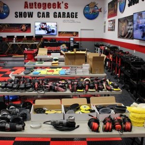 Autogeeks Roadshow Car Detailing Classes with Mike Phillips
