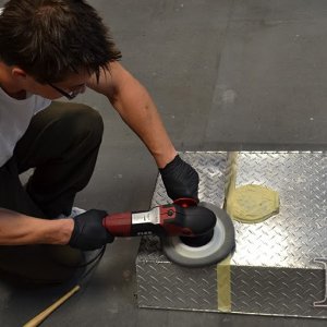 how to polish aluminum diamond plate
