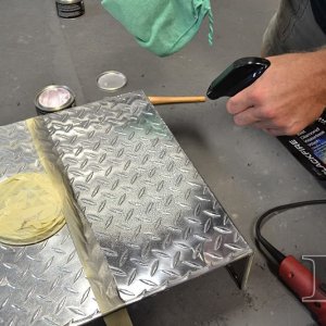 how to polish aluminum diamond plate
