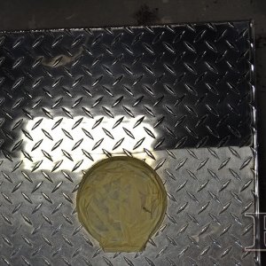 how to polish aluminum diamond plate