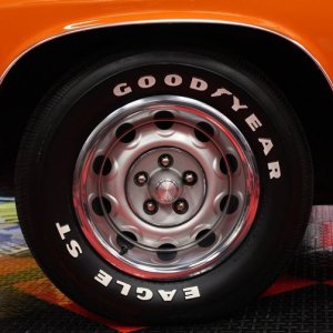 1970 Cuda detailed by Mike Phillips at Autogeek