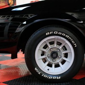 Griots Garage Black Shine Tire Gel BF Goodrich Radial TA