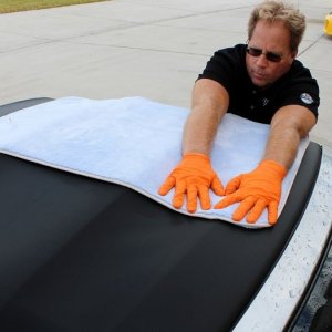 Review: The Big Blue Drying Towel by Mike Phillips Autogeek