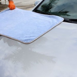 Review: The Big Blue Drying Towel by Mike Phillips Autogeek