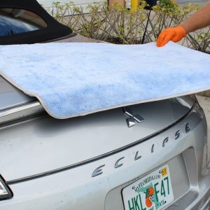 Review: The Big Blue Drying Towel by Mike Phillips Autogeek