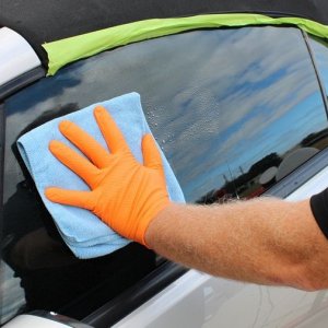 Griots Fine Glass Polish Removing water spots Mike Phillips