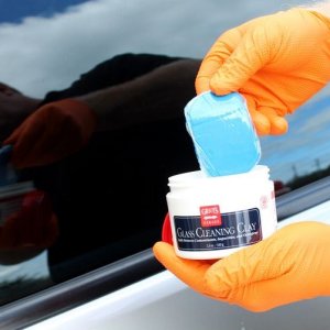 Griots Fine Glass Polish Removing water spots Mike Phillips