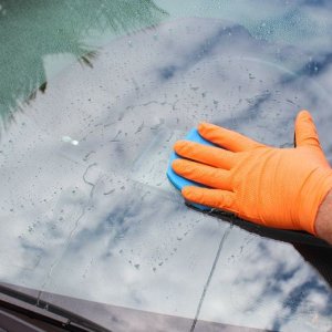 Griots Fine Glass Polish Removing water spots Mike Phillips
