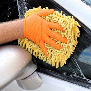 Griots Fine Glass Polish Removing water spots Mike Phillips