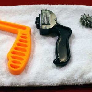 Pad Cleaning Spurs Brushes