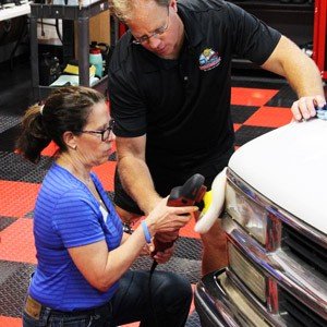 Autogeeks Roadshow Detailing Classes with Mike Phillips