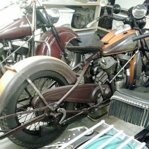 Restoring original antique paint 1938 Indian motorcycle