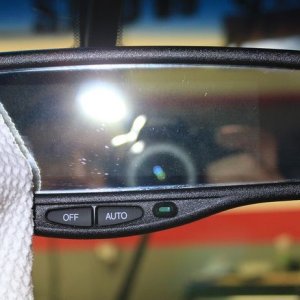 GYEON Glass Cleaner Removing the happy face in Vinyl Fog