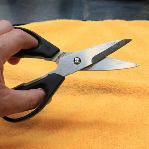 Inspect your microfiber towels when detailing cars