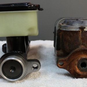 Master_cylinder_01