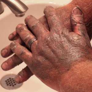 Dirt Cop Hand Cleaner Review by Mike Phillips Autogeek