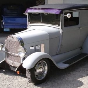 Wetsanding Class 1929 Ford Model A Sedan Delivery Streetrod