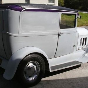 Wetsanding Class 1929 Ford Model A Sedan Delivery Streetrod