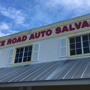 Snake_Road_Auto_Salvage