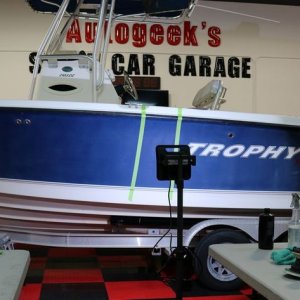 Test Spot on 21 foot Trophy Center Console Mike Phillips