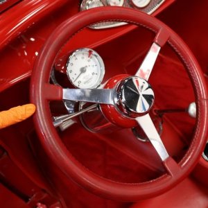Technique tip for cleaning your cars steering wheel