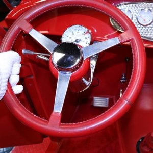 Technique tip for cleaning your cars steering wheel