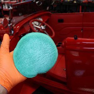 Technique tip for cleaning your cars steering wheel