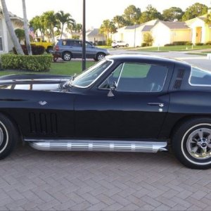 1965_Vette_Coupe_001