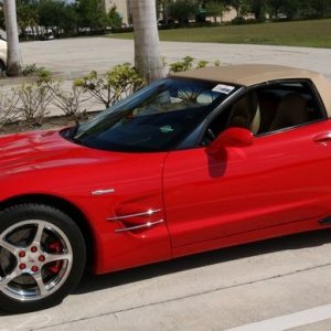 2001_Vette_001