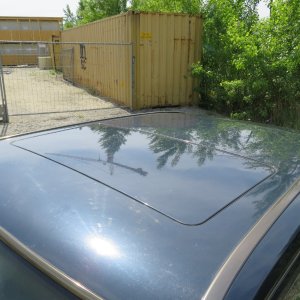 1992 Mercedes-Benz 190 E | 1997cc | midnight blue 904