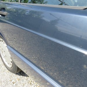 1992 Mercedes-Benz 190 E | 1997cc | midnight blue 904