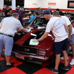 Jewel of a Camaro - Dont touch - Wet Paint