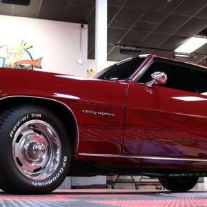 Jewel of a Camaro - Dont touch - Wet Paint