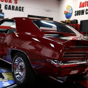 Jewel of a Camaro - Dont touch - Wet Paint
