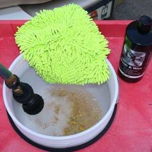 Review BLACKFIRE Wash and Wax by Mike Phillips
