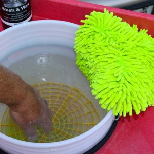 Review BLACKFIRE Wash and Wax by Mike Phillips